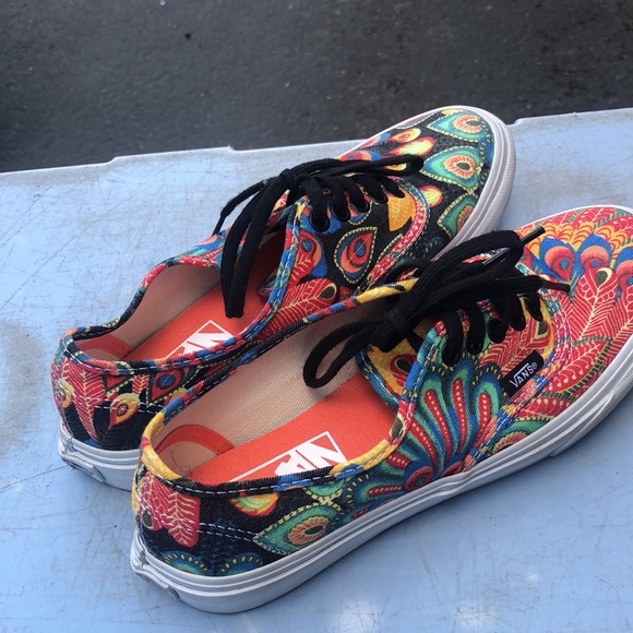 Van’s Rare Classic Lace Up Skate Shoes Mandala Peacock Feather Design Sneakers - Picture 8 of 16